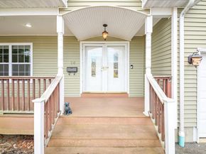 14 Donna Place, East Islip NY 11730