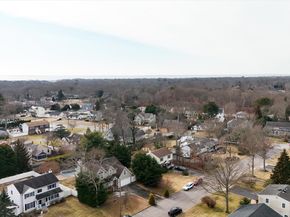 14 Donna Place, East Islip NY 11730