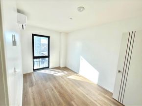 70-40 45 Avenue 5G, Woodside NY 11377