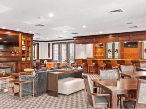 420 Pacing Way, Westbury NY 11590