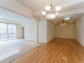 420 Pacing Way, Westbury NY 11590