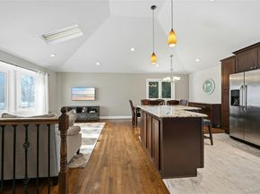 4 Stell Lane, East Northport NY 11731