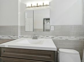 4 Stell Lane, East Northport NY 11731