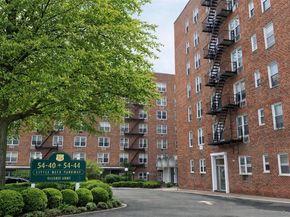 54-40 Little Neck Parkway 6M, Little Neck NY 11362
