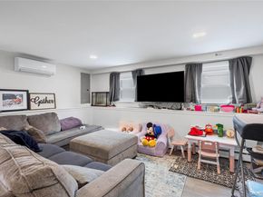 36 Hart Street, Farmingdale NY 11735