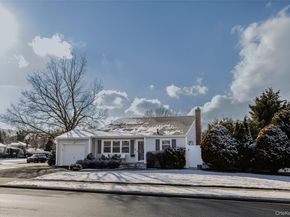 36 Hart Street, Farmingdale NY 11735