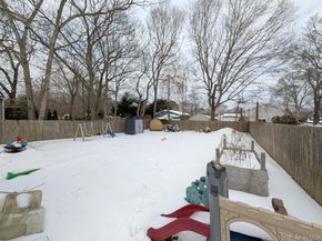 17 Oneida Avenue, Selden NY 11784