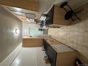 2081 Cruger Avenue Cruger 1K, Bronx NY 10462