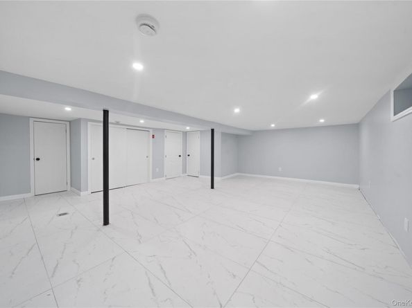 36 W 19th Street, Huntington Station NY 11746