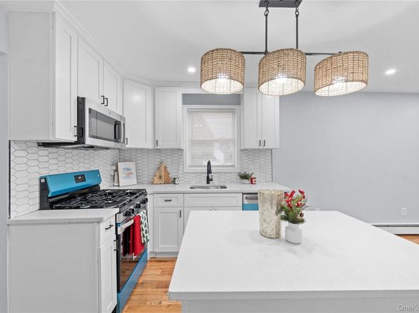 36 W 19th Street, Huntington Station NY 11746