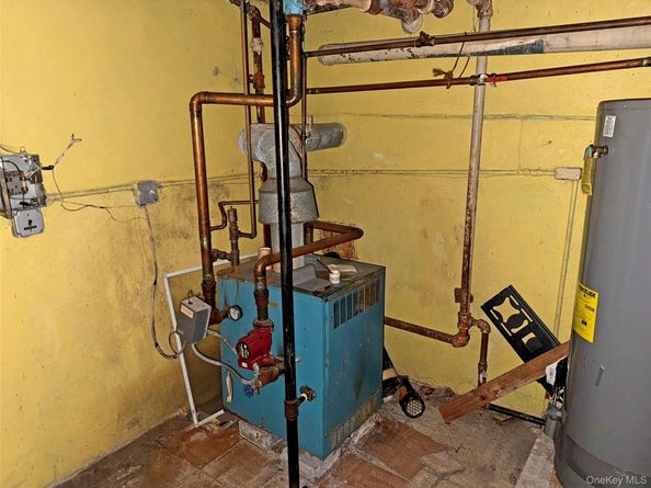 4077 Seton Avenue, Bronx NY 10466