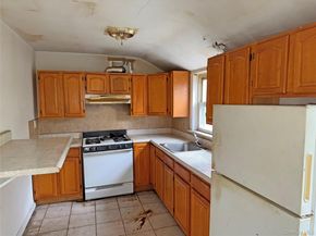 4077 Seton Avenue, Bronx NY 10466