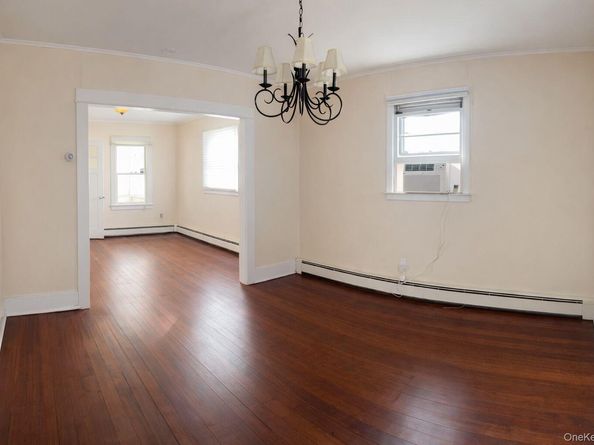 31 Oakland Avenue, Port Jefferson Station NY 11776