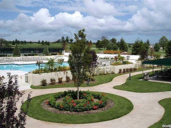 445 Bardini Drive, Melville NY 11747