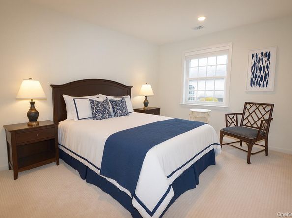 445 Bardini Drive, Melville NY 11747