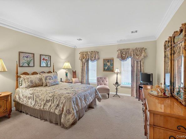 41 Golden Spruce Drive, Calverton NY 11933