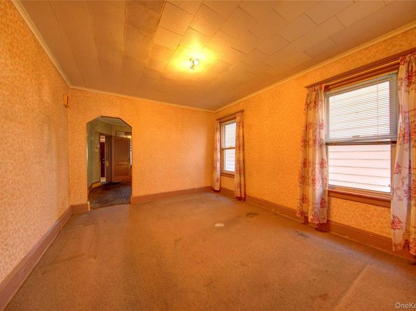 89-10 121st Street, Richmond Hill NY 11418