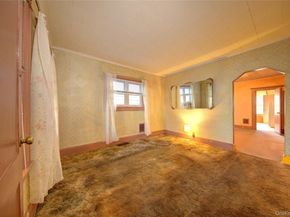 89-10 121st Street, Richmond Hill NY 11418