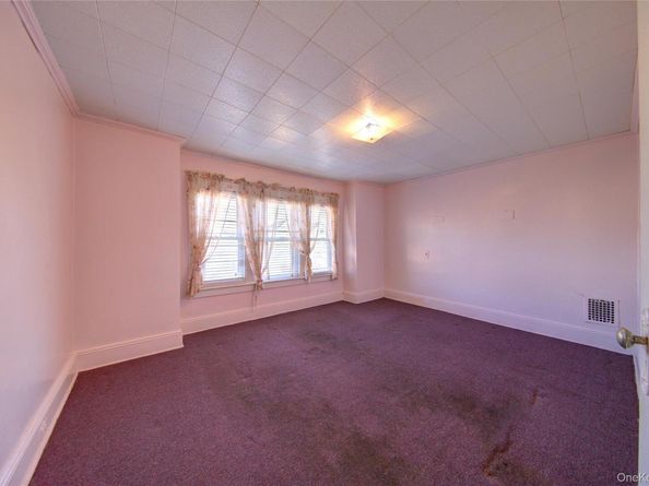 89-10 121st Street, Richmond Hill NY 11418