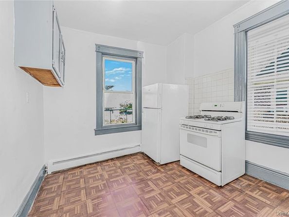 759 E 218th, Bronx NY 10467