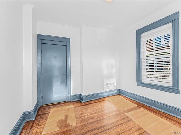 759 E 218th, Bronx NY 10467