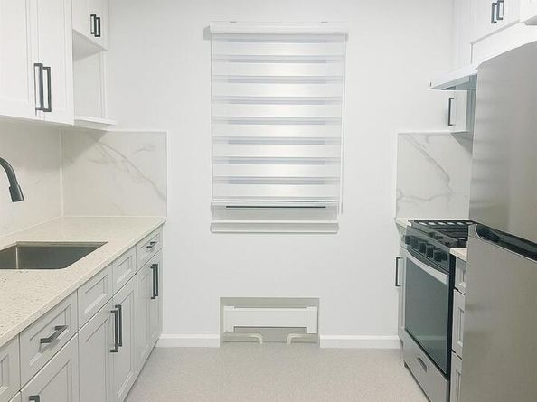 6909 150 Street 320A, Flushing NY 11367