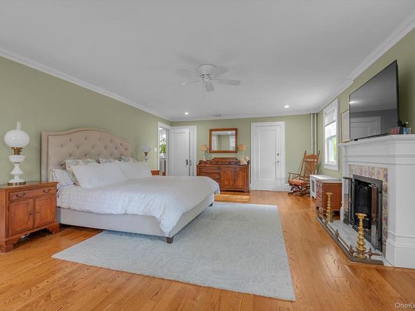 1 Deepdale Drive, Great Neck NY 11021