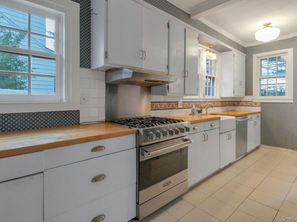 733 Stuart Avenue, Mamaroneck NY 10543