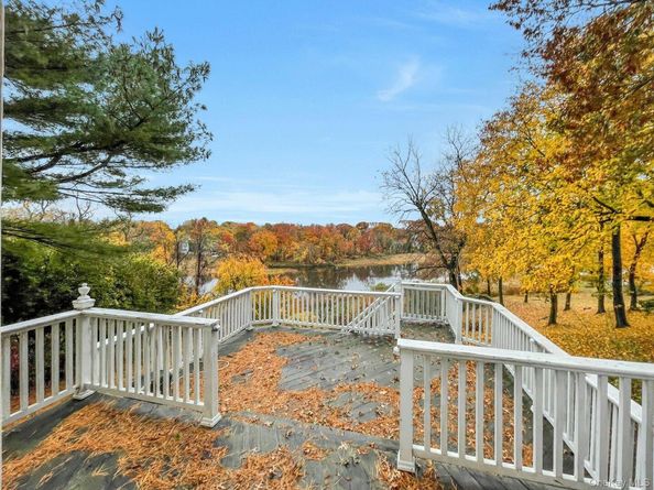 733 Stuart Avenue, Mamaroneck NY 10543