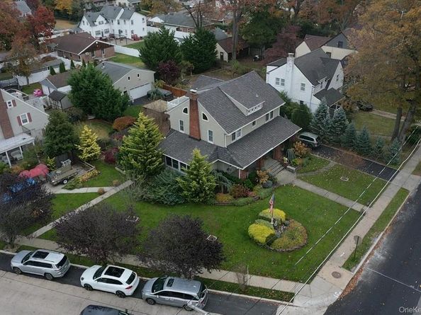 725 Scranton Avenue, East Rockaway NY 11518