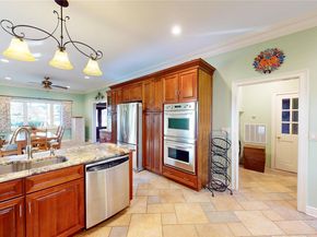 725 Scranton Avenue, East Rockaway NY 11518