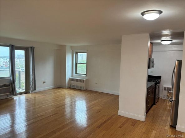 12399 Flatlands Avenue 07C, Brooklyn NY 11207