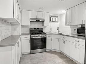 1000 Cleveland Street, Uniondale NY 11553