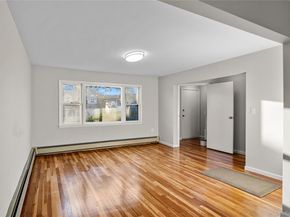 1000 Cleveland Street, Uniondale NY 11553