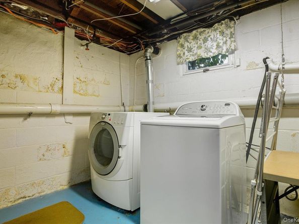 3805 Colonial Court, Seaford NY 11783