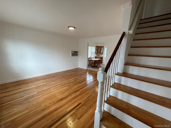 3305 1st Street, Oceanside NY 11572