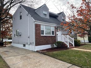 3305 1st Street, Oceanside NY 11572