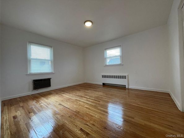 3305 1st Street, Oceanside NY 11572