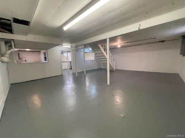 3305 1st Street, Oceanside NY 11572