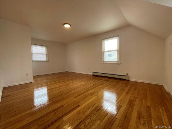 3305 1st Street, Oceanside NY 11572