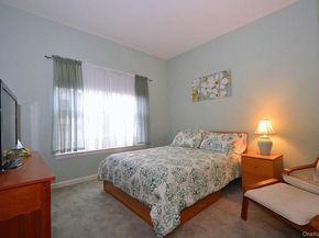 11 Macintosh, Selden NY 11784