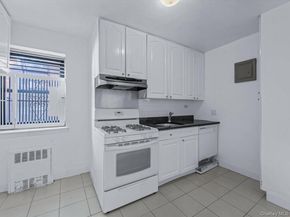 102-55 67th Road 4W, Forest Hills NY 11375