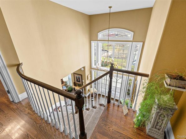 38 Hamlet Drive, Mount Sinai NY 11766