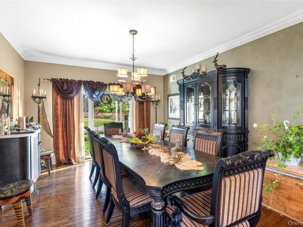 38 Hamlet Drive, Mount Sinai NY 11766