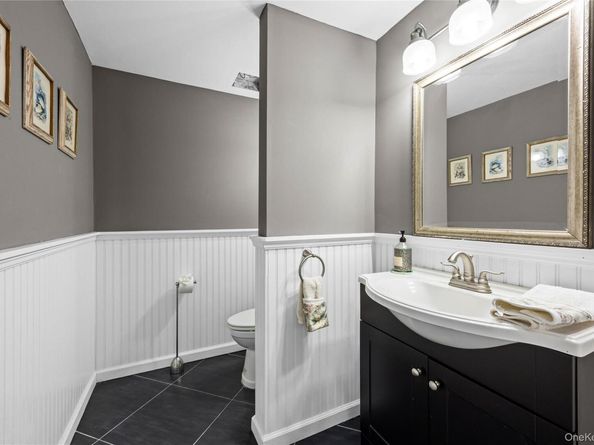 38 Hamlet Drive, Mount Sinai NY 11766