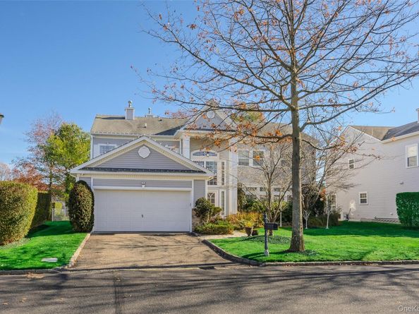 38 Hamlet Drive, Mount Sinai NY 11766