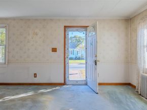 17 Andrew Avenue, Islip Terrace NY 11752