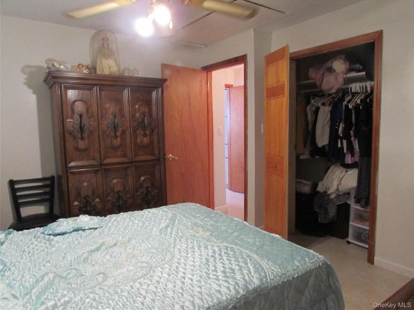 828 Windmill Avenue, West Babylon NY 11704