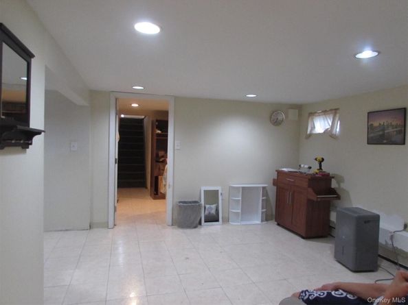 828 Windmill Avenue, West Babylon NY 11704