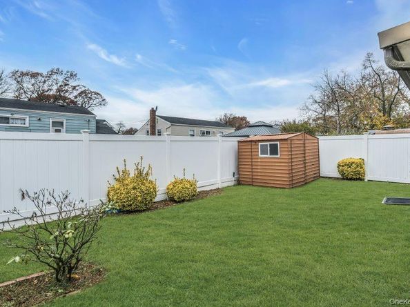 1070 Mahopac Road, West Hempstead NY 11552